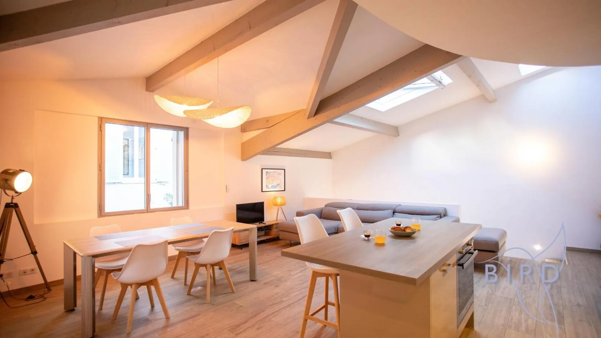Super Loft 